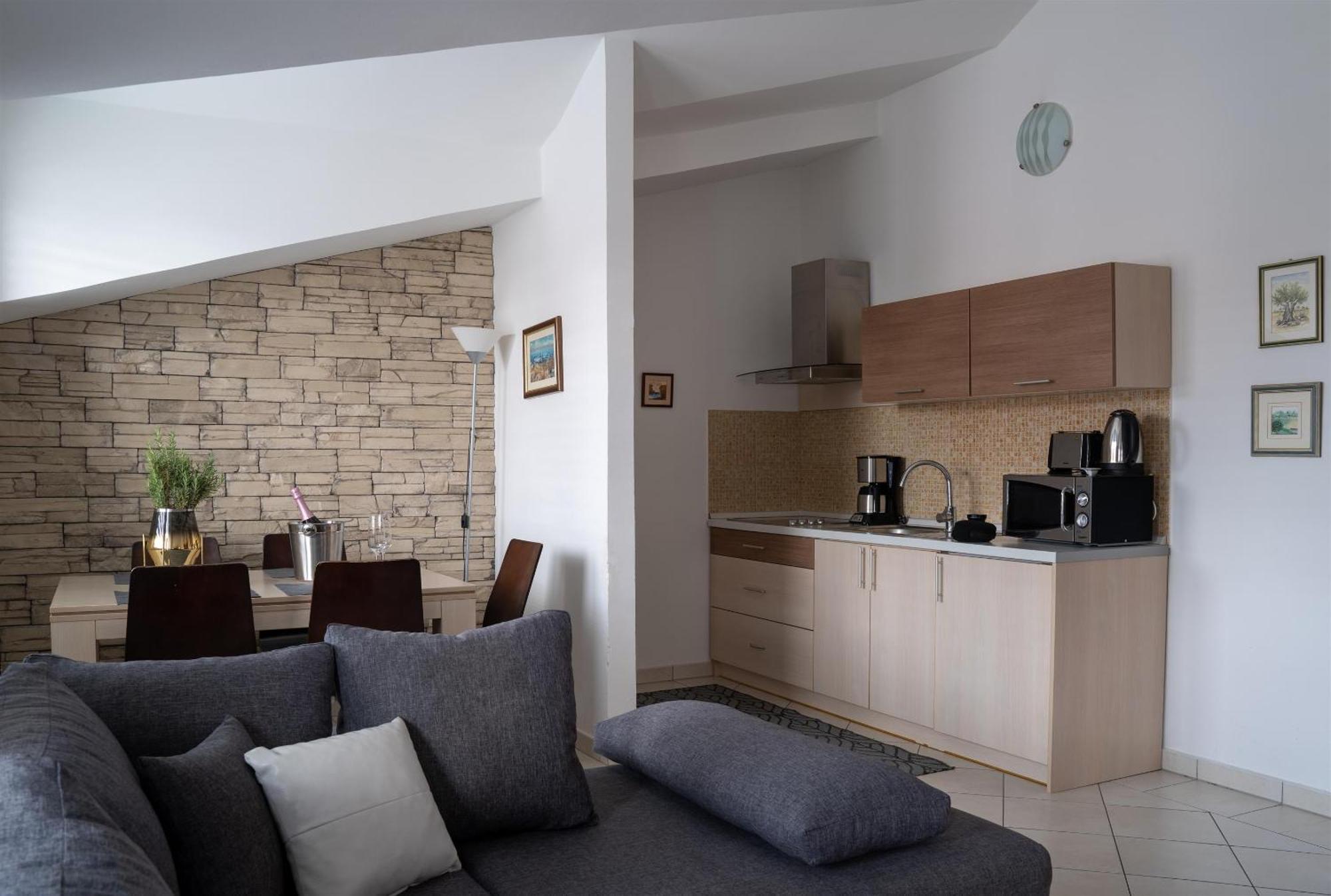 Apartments Valbruna Rovinj Luaran gambar