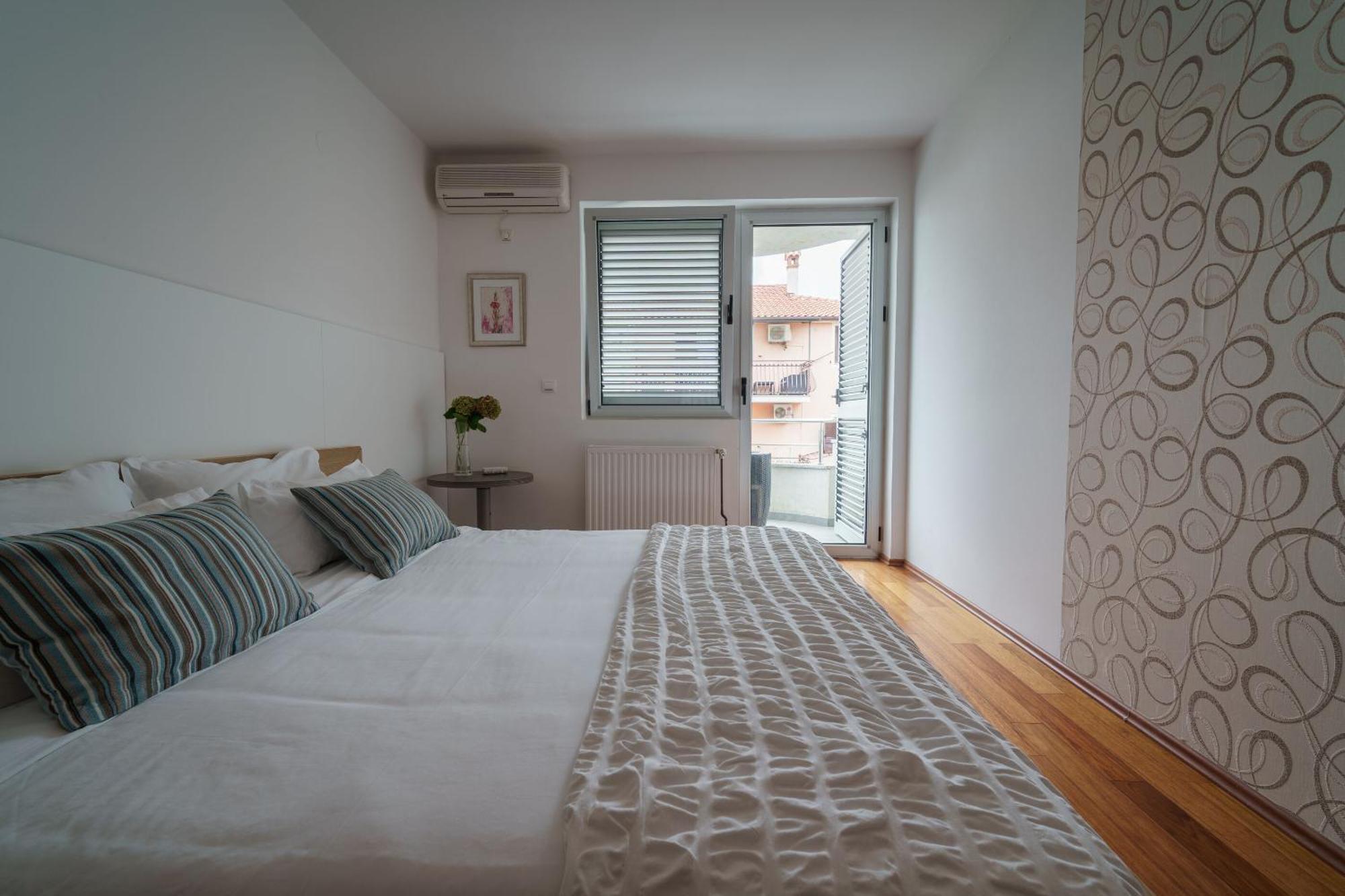 Apartments Valbruna Rovinj Luaran gambar
