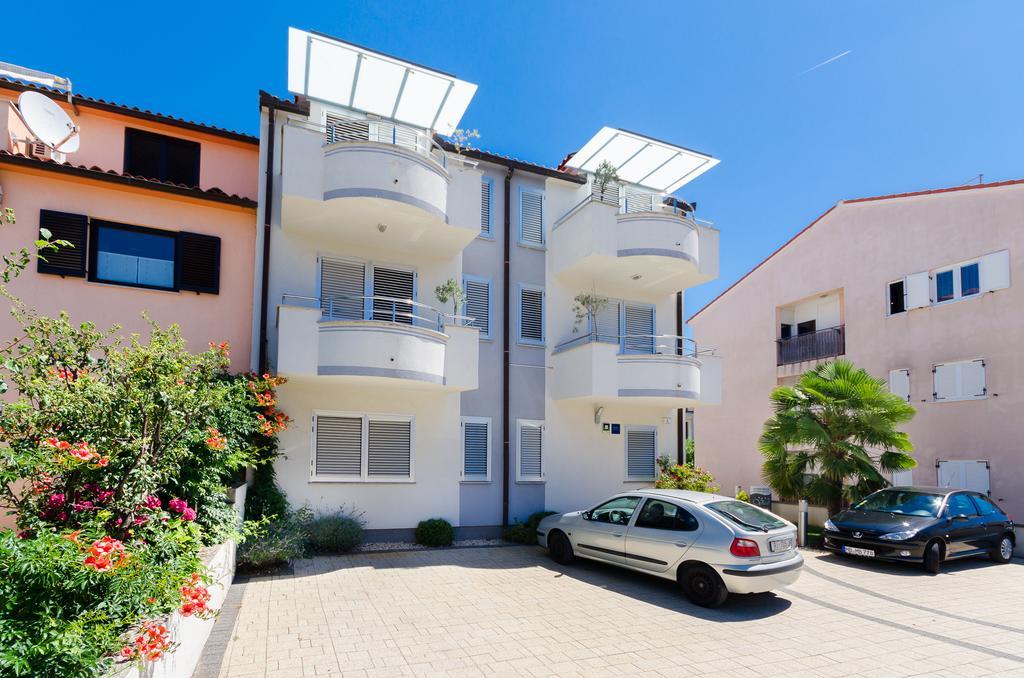 Apartments Valbruna Rovinj Luaran gambar