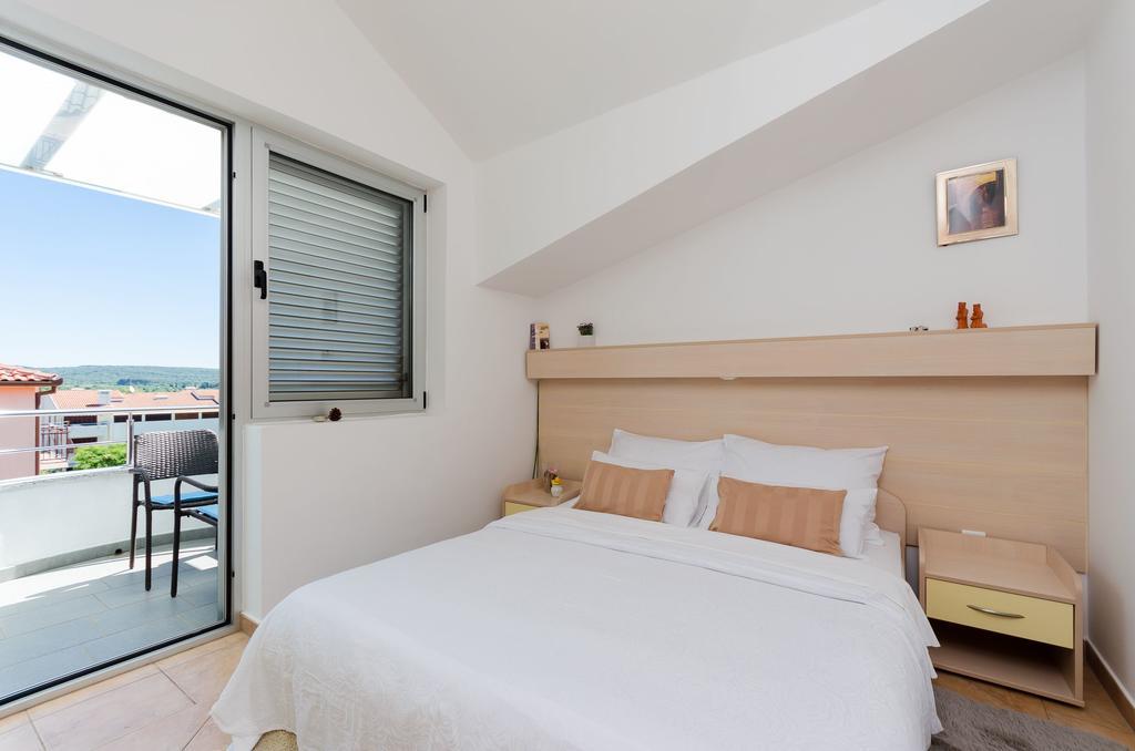 Apartments Valbruna Rovinj Luaran gambar