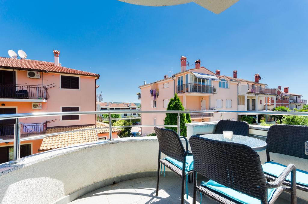 Apartments Valbruna Rovinj Luaran gambar